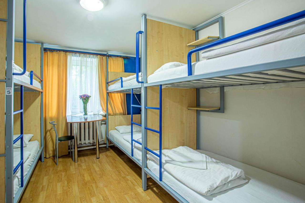 Gar'Is Hostel Kiev Exterior foto
